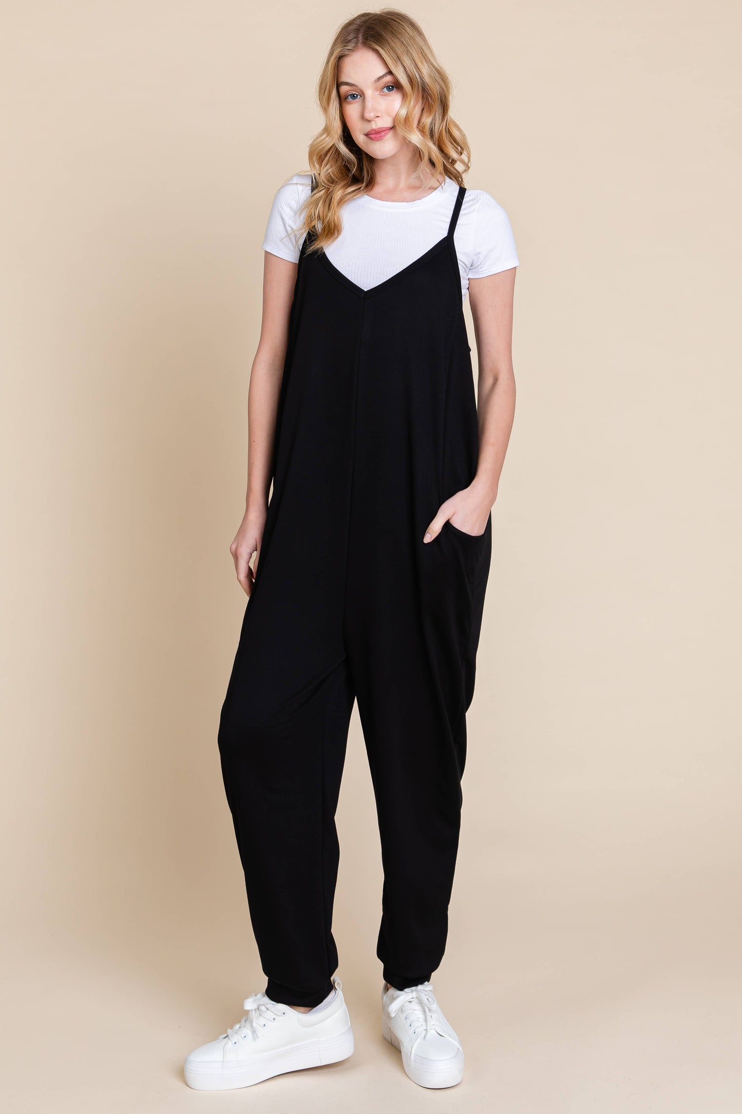 PA1076 WOMEN'S SLEEVELESS JUMPSUIT